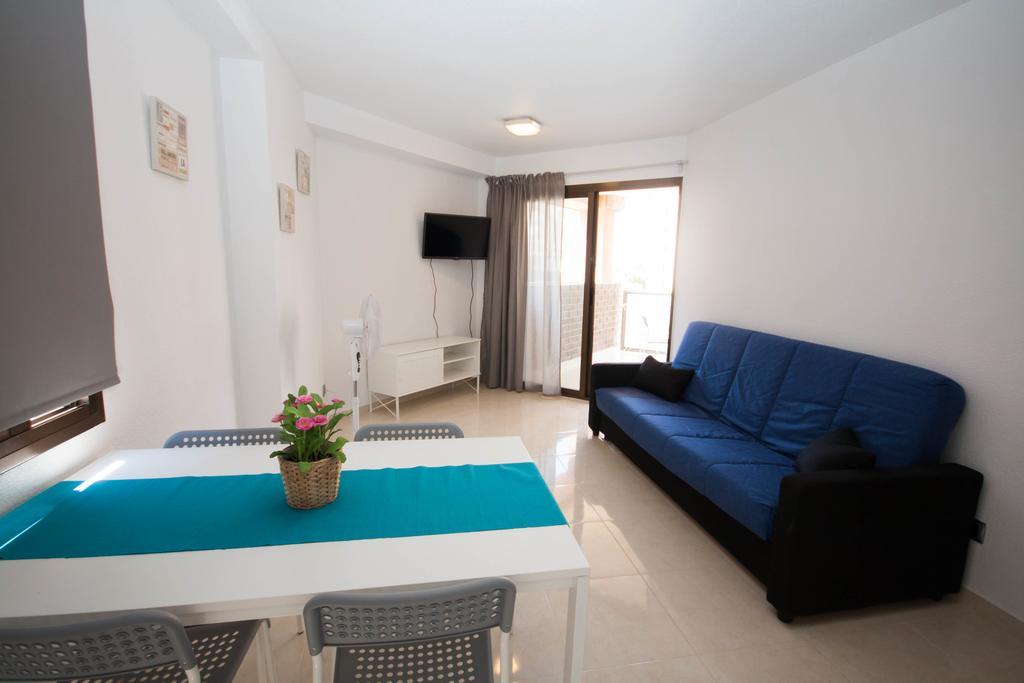 Apartamentos Maysan Benidorm Quarto foto